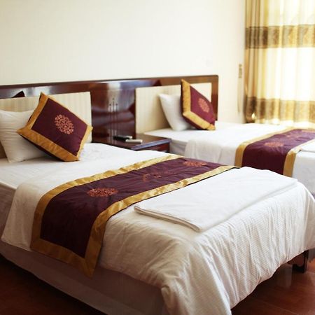 Agri Hotel Дьєнб'єнфу Екстер'єр фото